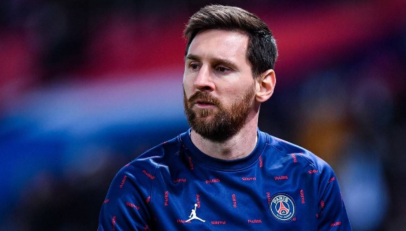 赛前巴塞罗那调整名单以备法甲；复出首秀环节打磨；球迷炸锅；细节决定成败