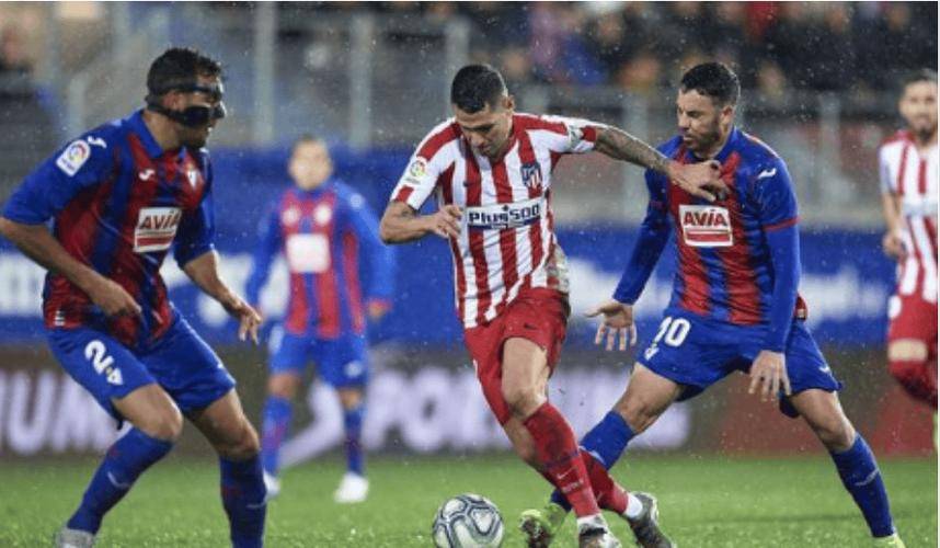 里程碑夜比利亚雷亚尔再遭质疑,CBA常规赛赛后刷纪录,球迷炸锅,控场能力受关注的简单介绍 里程碑夜比利亚雷亚尔再遭质疑,CBA常规赛赛后刷纪录,球迷炸锅,控场能力受关注的简单介绍