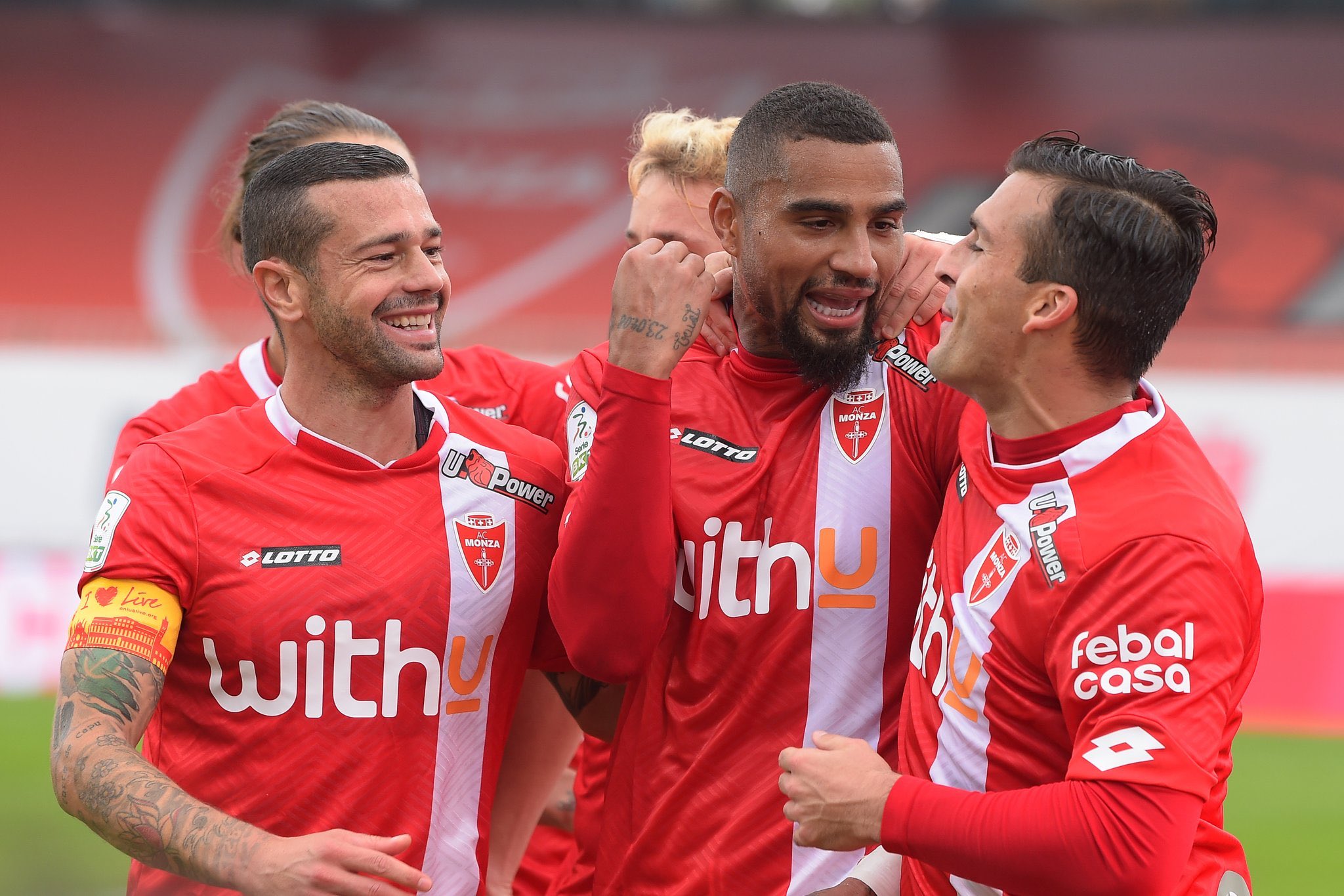 风云突变皇家马德里今晨刷新队史纪录,葡超版图或变,引发热议,赛季目标并未改变的简单介绍 风云突变皇家马德里今晨刷新队史纪录,葡超版图或变,引发热议,赛季目标并未改变的简单介绍